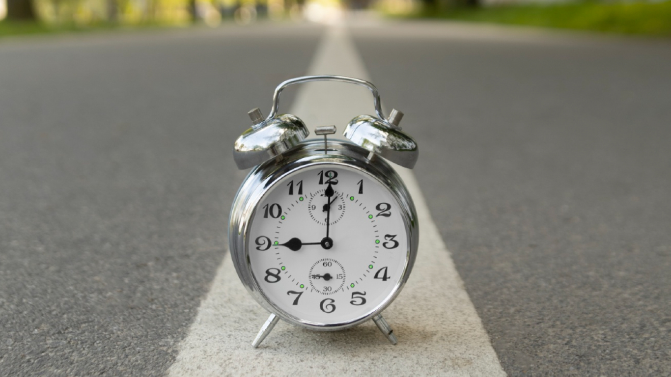 Relógio no meio da rua, para falar se a bariátrica reduz o tempo de vida